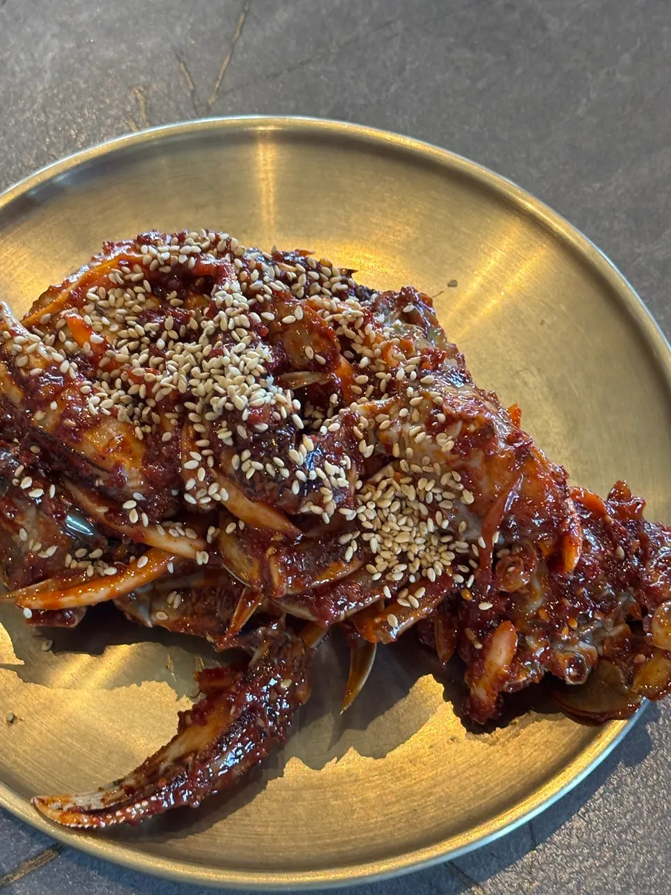 Ordered Yeonggwang gulbi and spicy marinated blue crab dishes