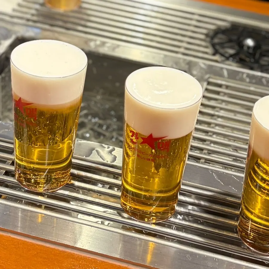 Atmosphere at the Gwangalli standing bar Ganppa Beer