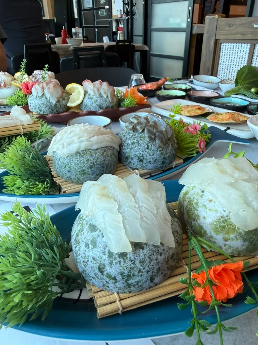 Cheongha and sashimi enjoyed as daytime drinks