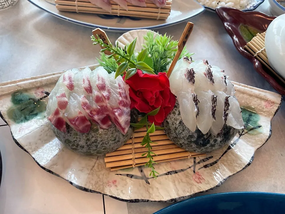 Wild live sashimi of milchi, red seabream, flounder, and sea bass