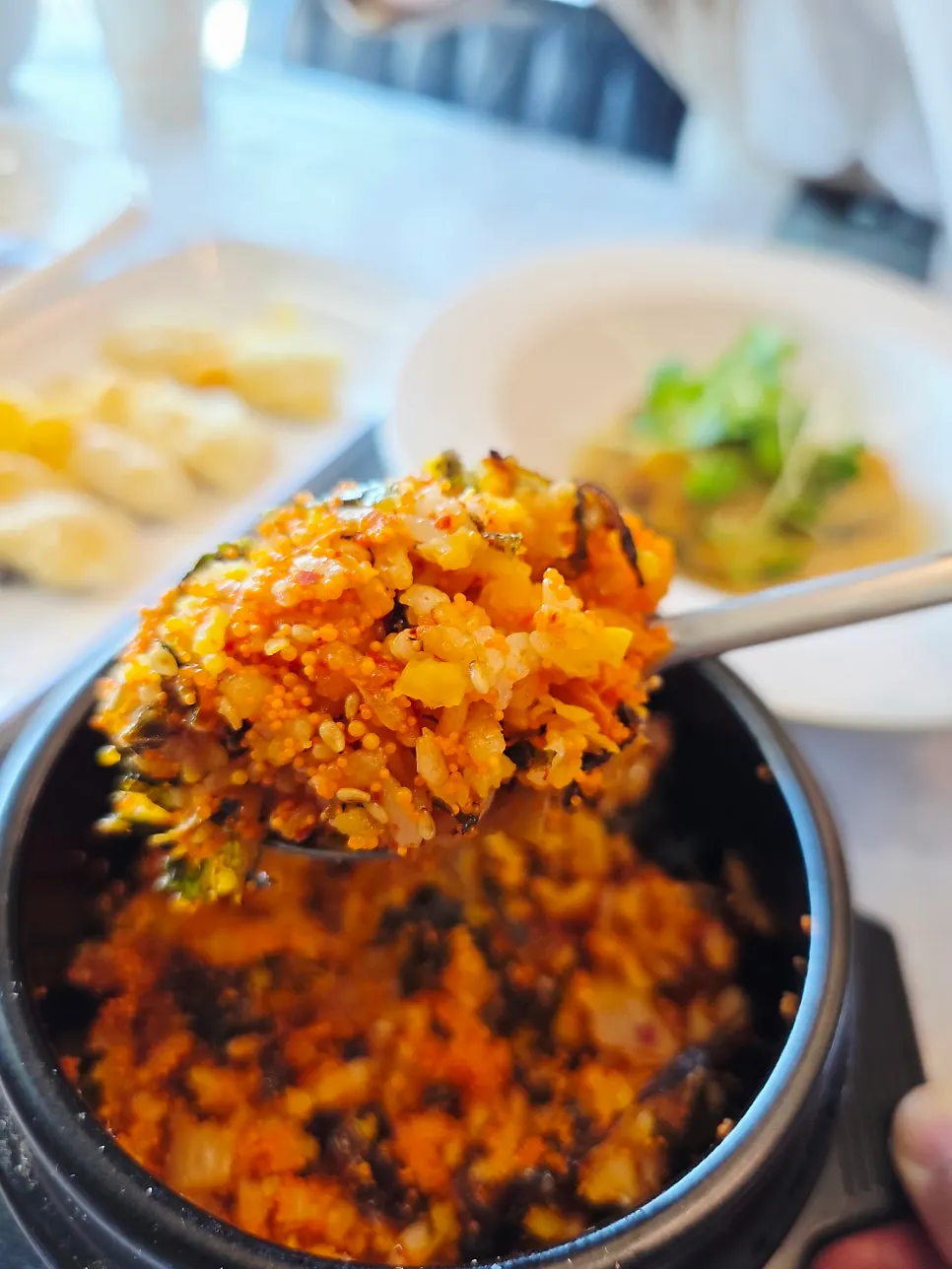 Egg roe rice, fried corn, and braised flounder rice dishes