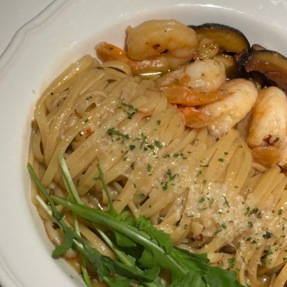Aglio e olio with extra shrimp
