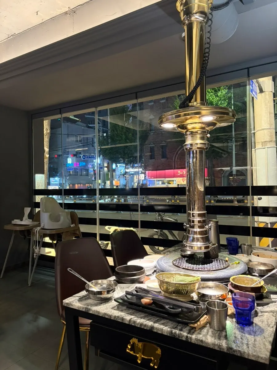 Spacious interior of the Gwangalli charcoal-grilled pork restaurant