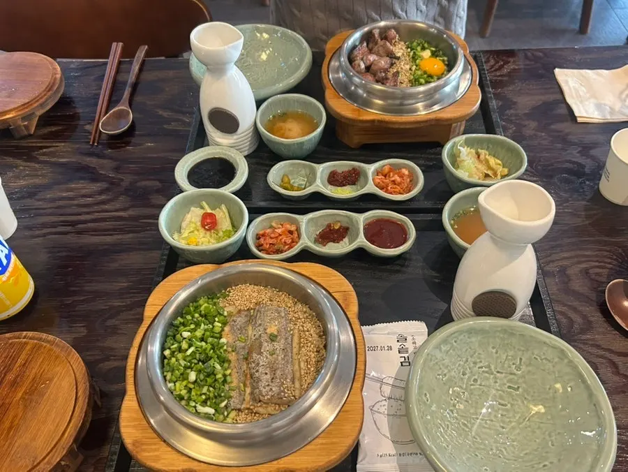 Neatly set pot rice meal
