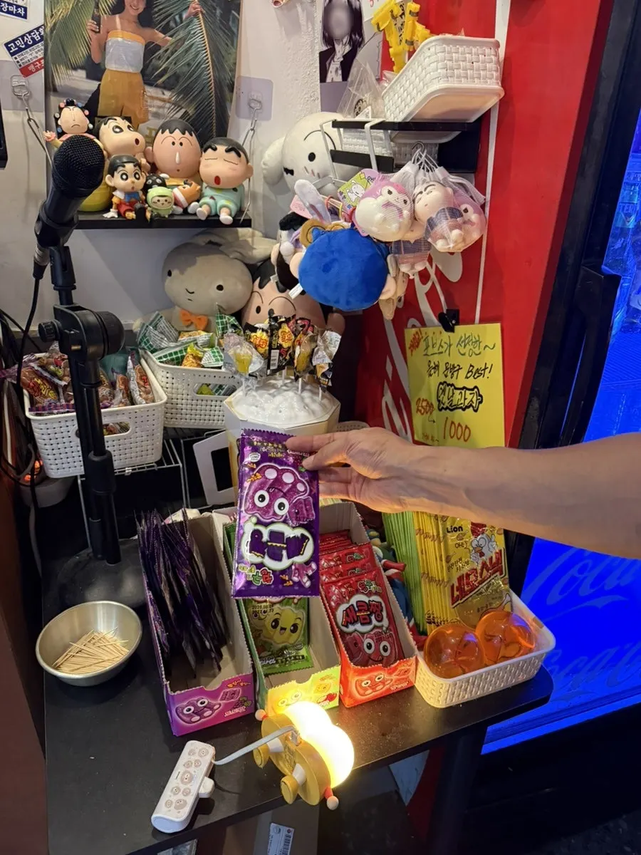 糖片與老式零食陳列