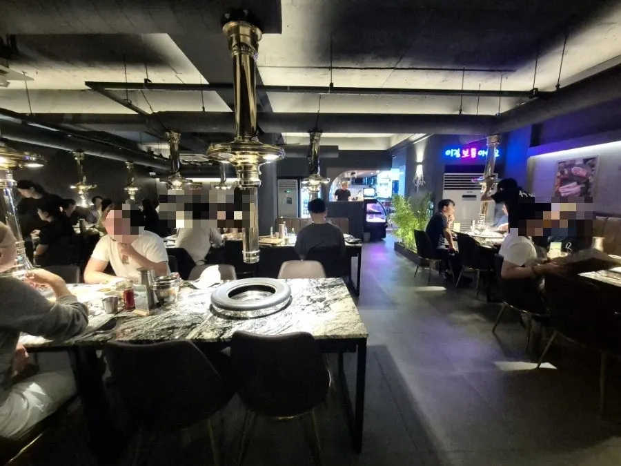 広安里チュクリムの店内席の様子