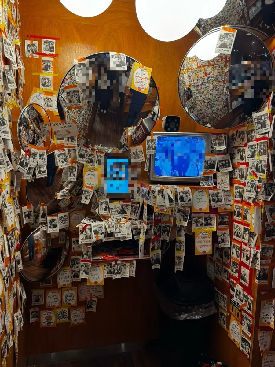 Interior decor details at Ganppa Beer Gwangalli 2