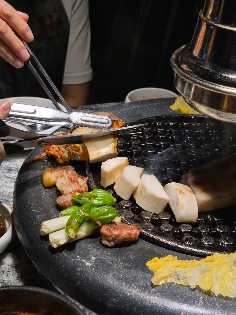 불판에 구워 먹는 버섯