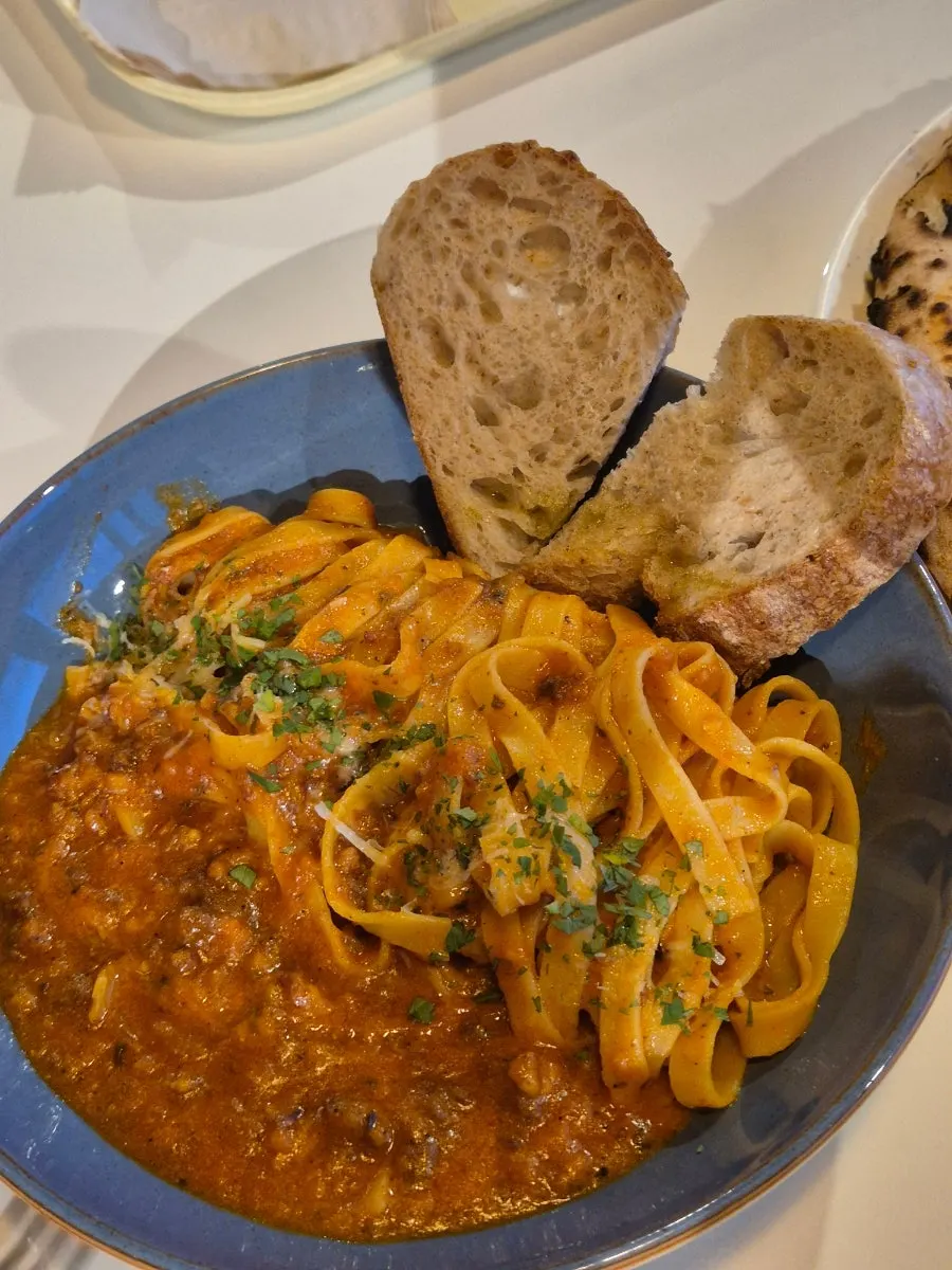 Bolognese pasta topped with plenty of ground meat