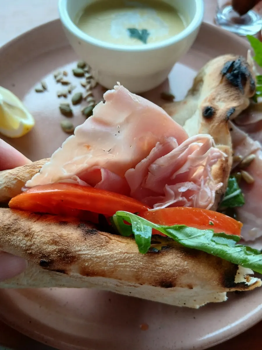 Cross-section of a halved Panuozzo