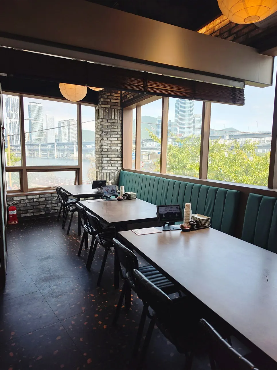 Room seating with a view of Gwangan Bridge