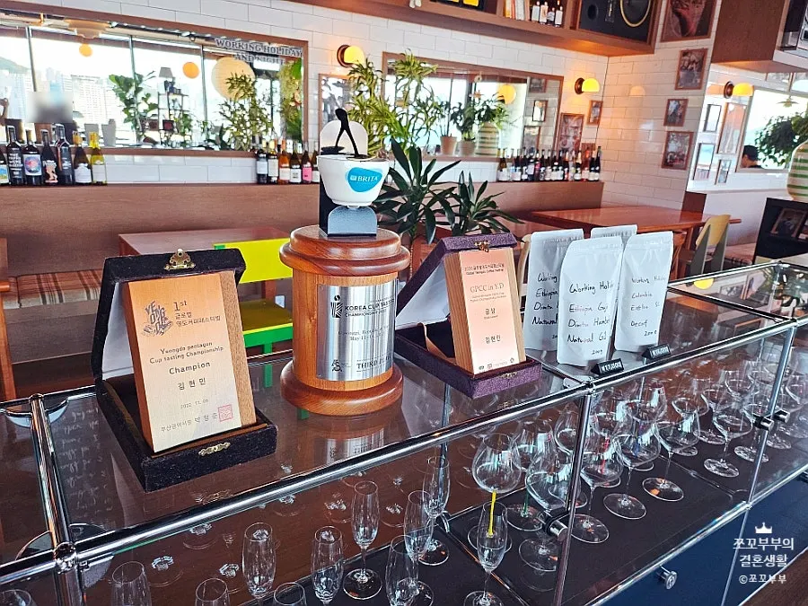 A corner of the café with table layout