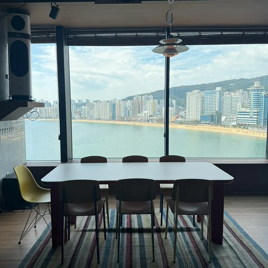 광안리 오션뷰 브런치 카페 워킹홀리데이 민락점 대표 이미지