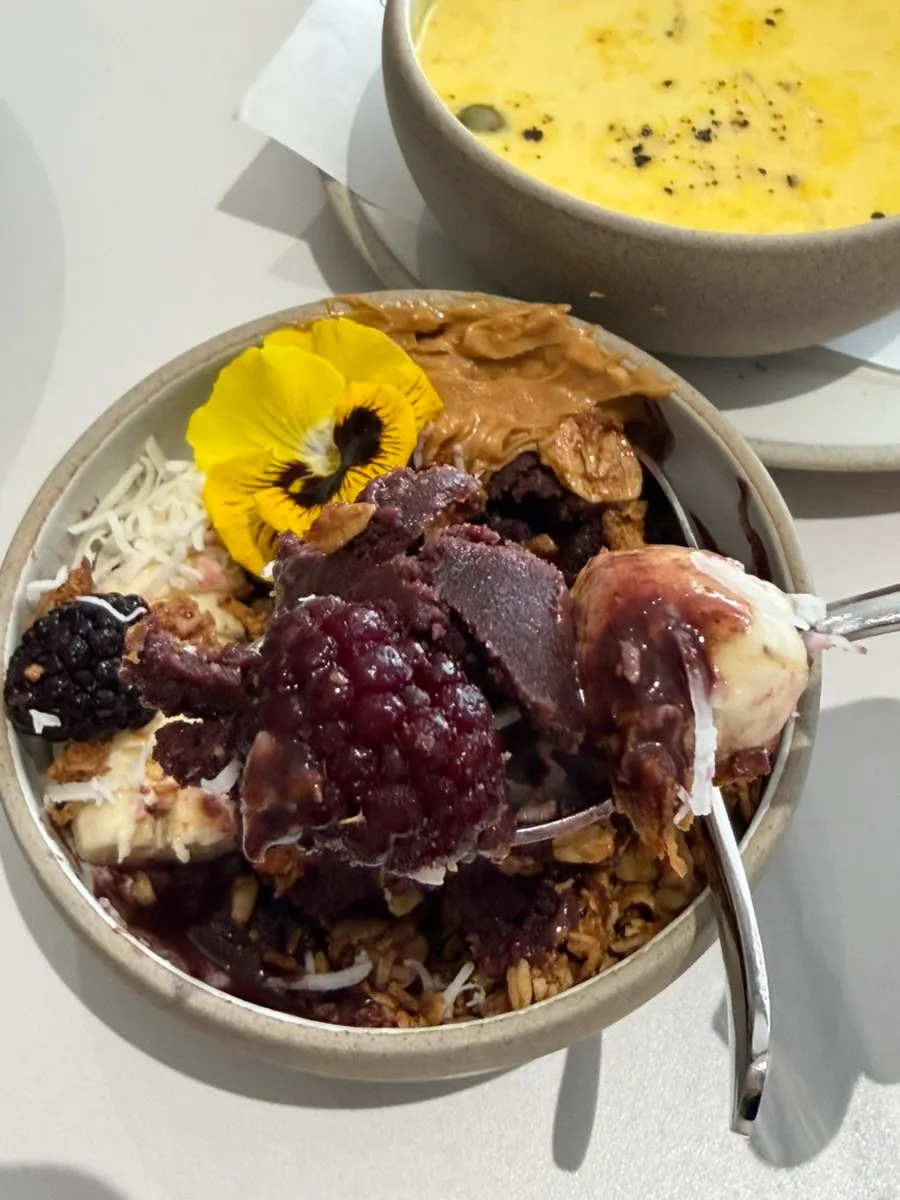 Acai bowl and kabocha squash soup