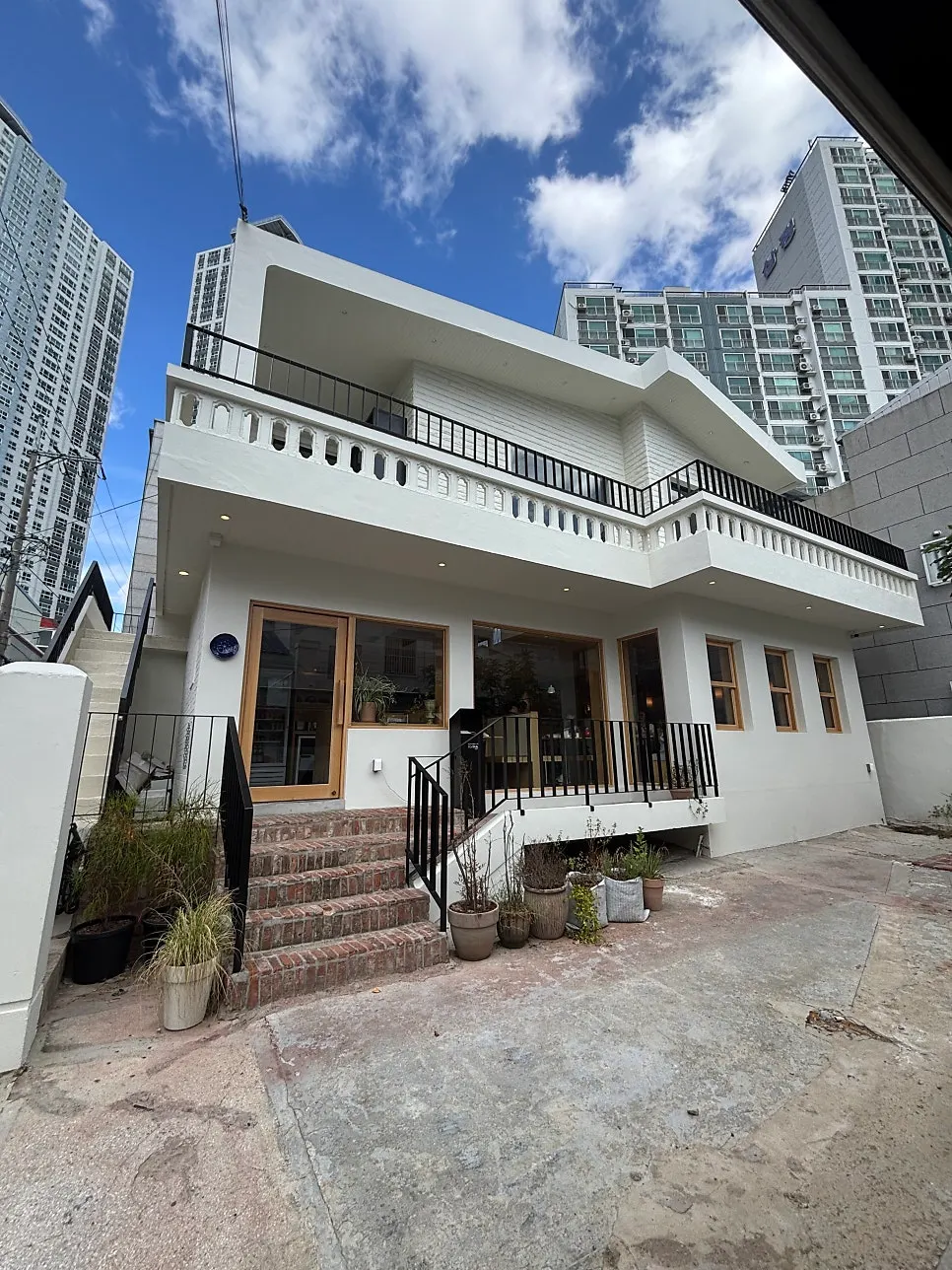 광안리 골목 안쪽 엑스트라마일 주변 조용한 거리