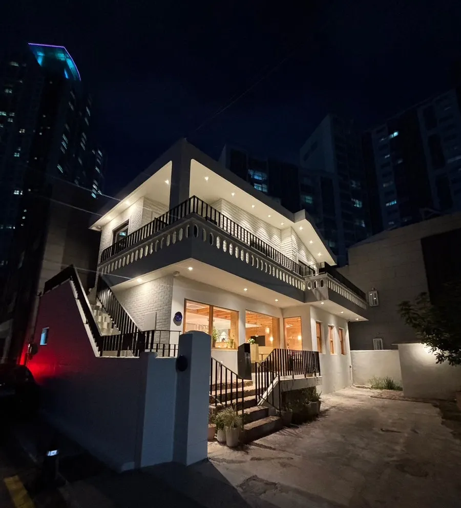 Main image of Extra Mile, a Gwangalli pizza restaurant