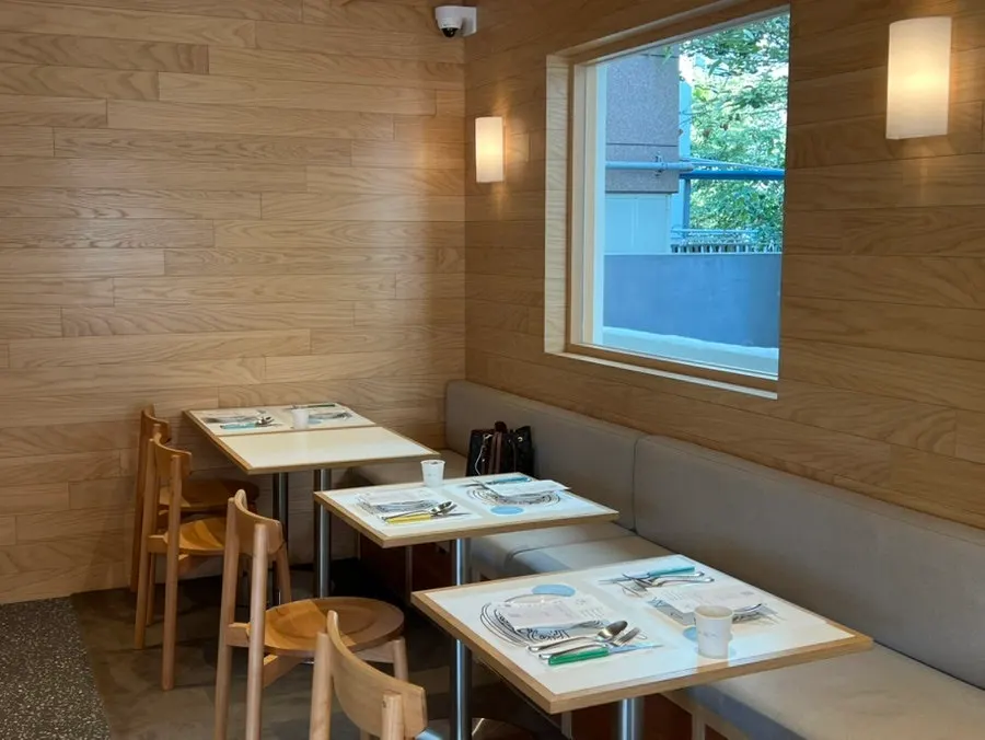 Extra Mile table seating good for a date
