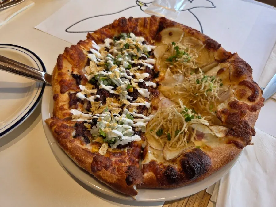 Cross-section of the low-temperature fermented dough pizza