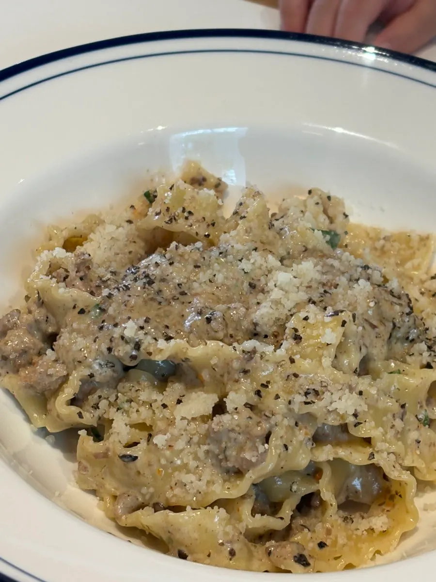Extra Mile's white ragu pasta