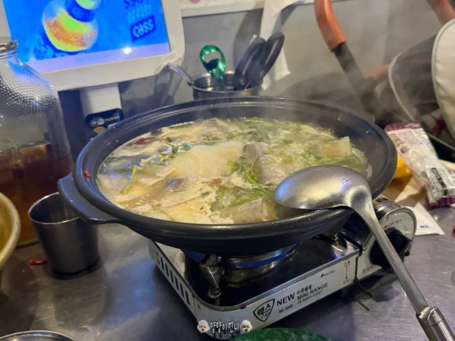 大根をさらに煮込む冬太タン