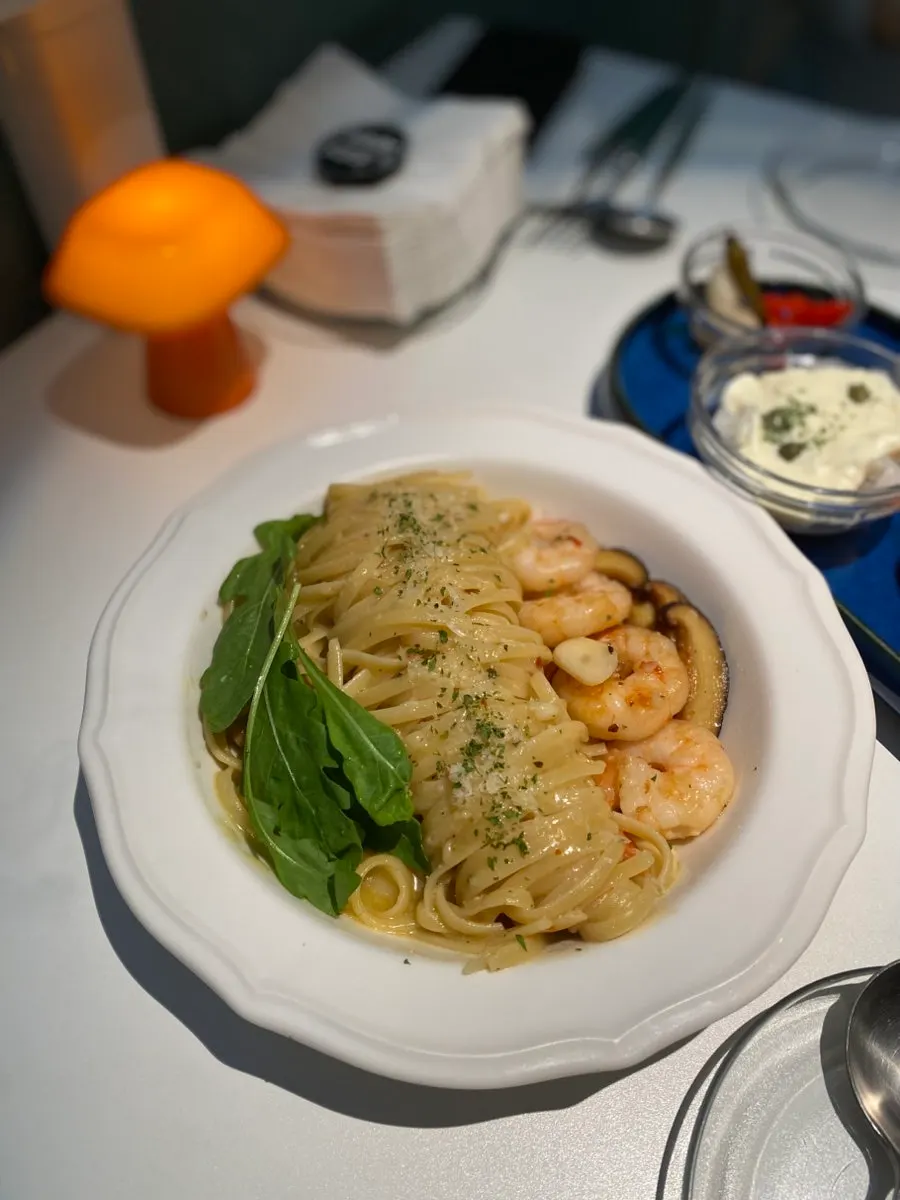 The aglio e olio pasta served first