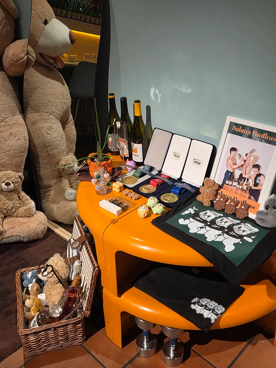 Restaurant entrance decorated with bear figurines