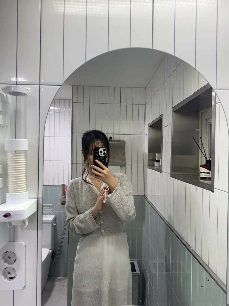 Restaurant restroom with mouthwash provided