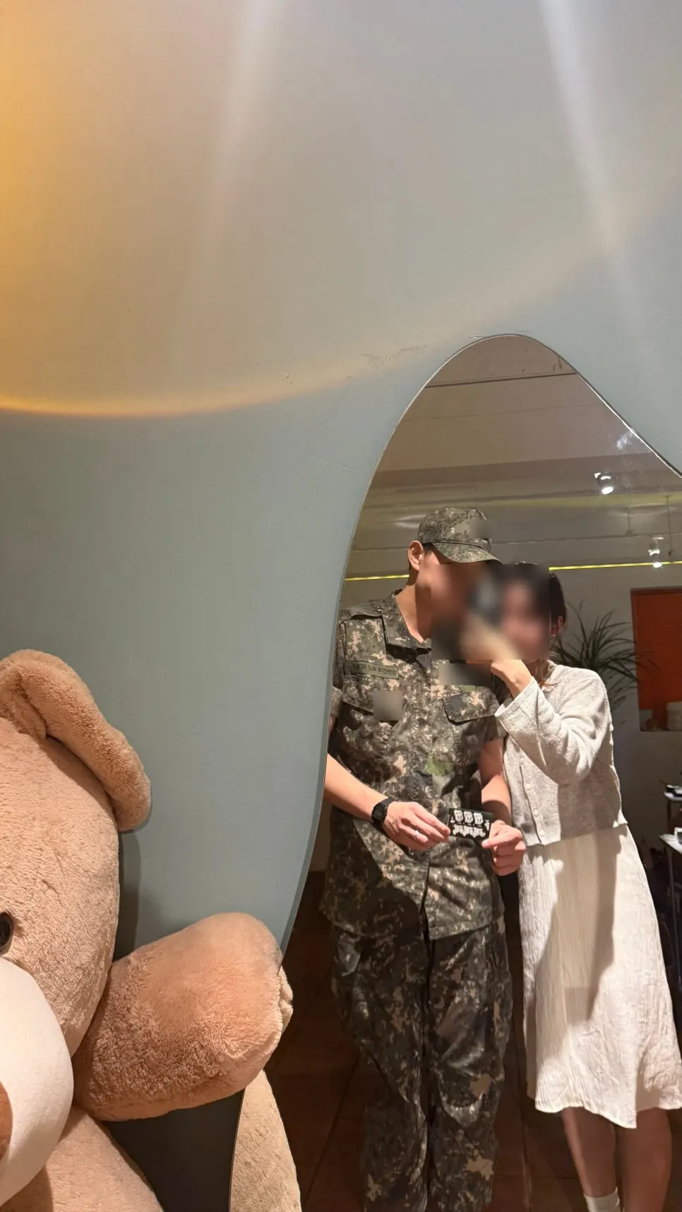Mirror photo spot by the exit