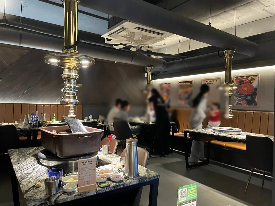 Clean interior of Jukrim Sutbul Dwaeji Gui