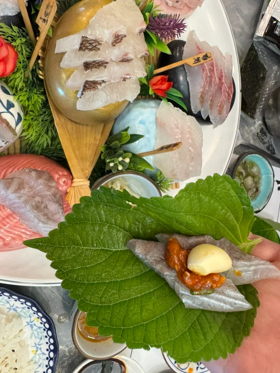 Sashimi eaten with konowata