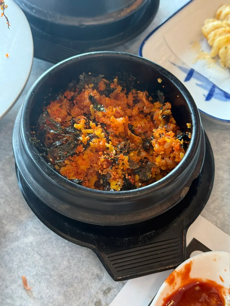 넉넉한 양의 매운탕