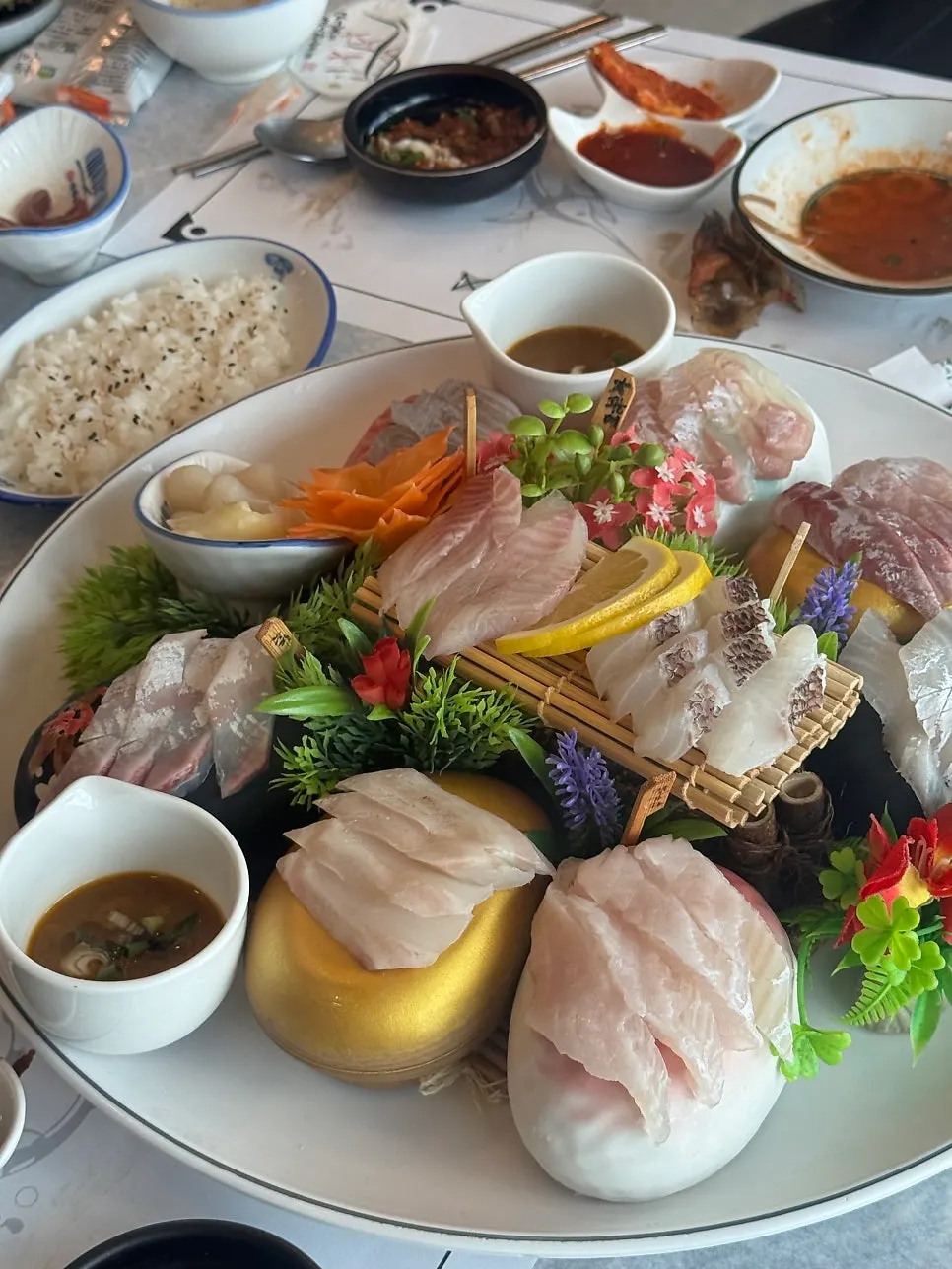 Sashimi dipped in gonowata