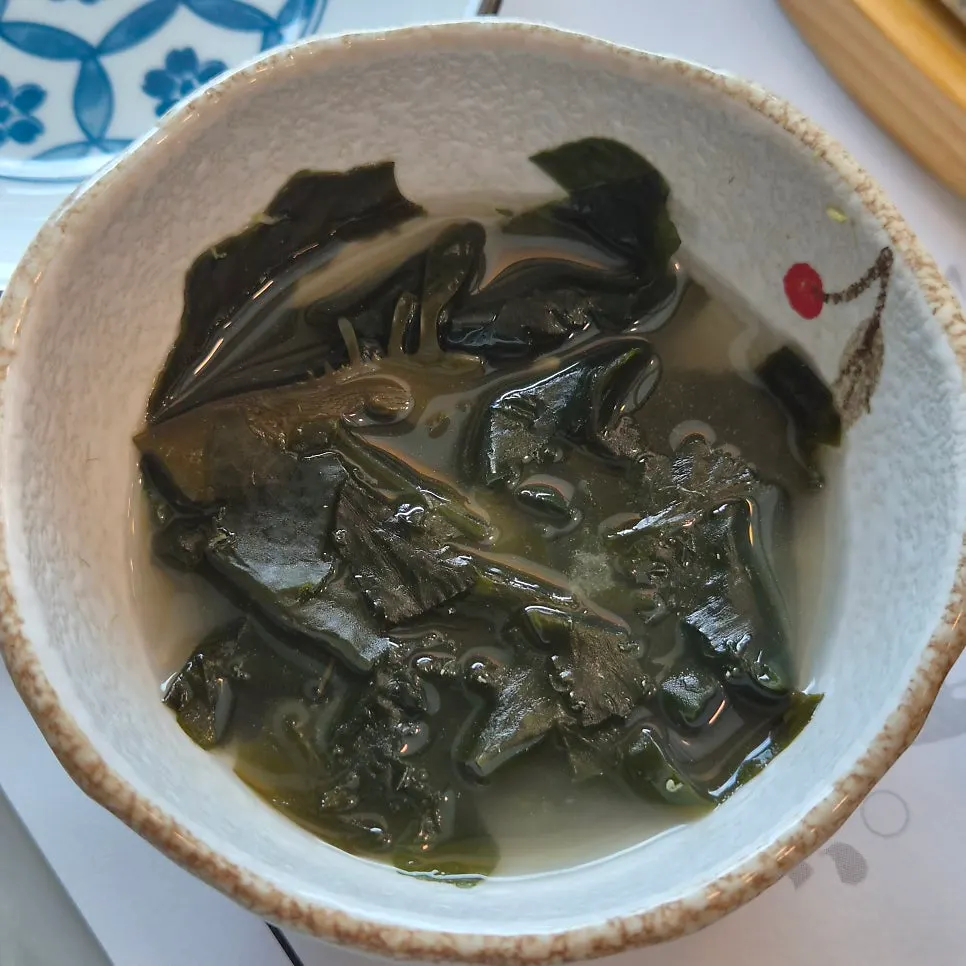 A side dish of sea cucumber at Geumrang Hoetjip