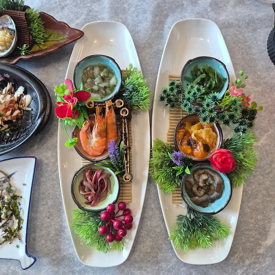 Close-up of a seafood dish from the suybeon hansang