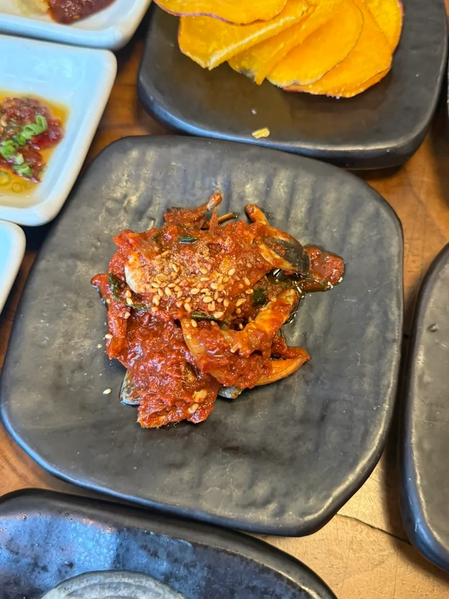 묵은지와 수제 양념 구성 사진