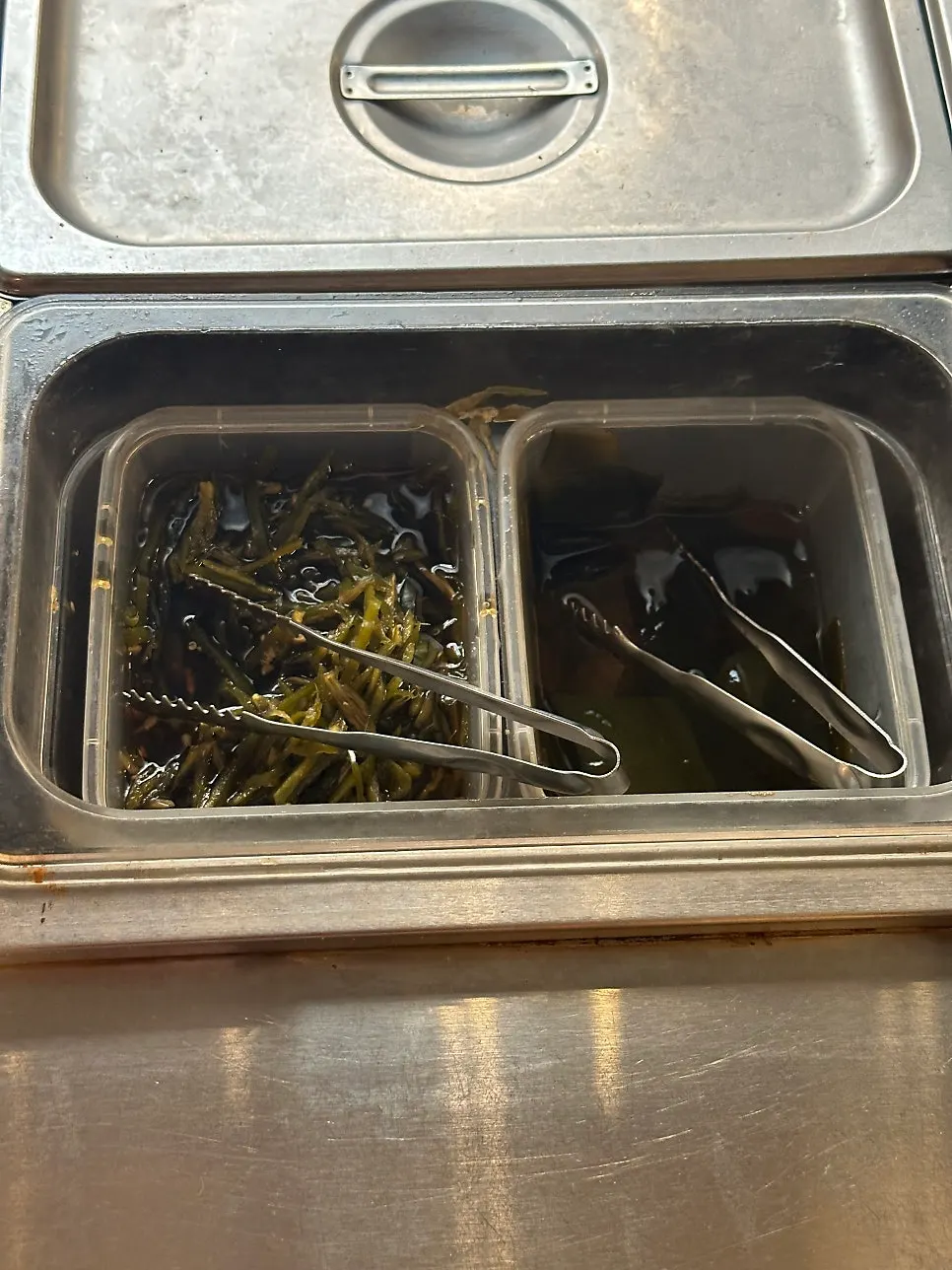 Self-serve bar at Donbegi Gwang-an Branch