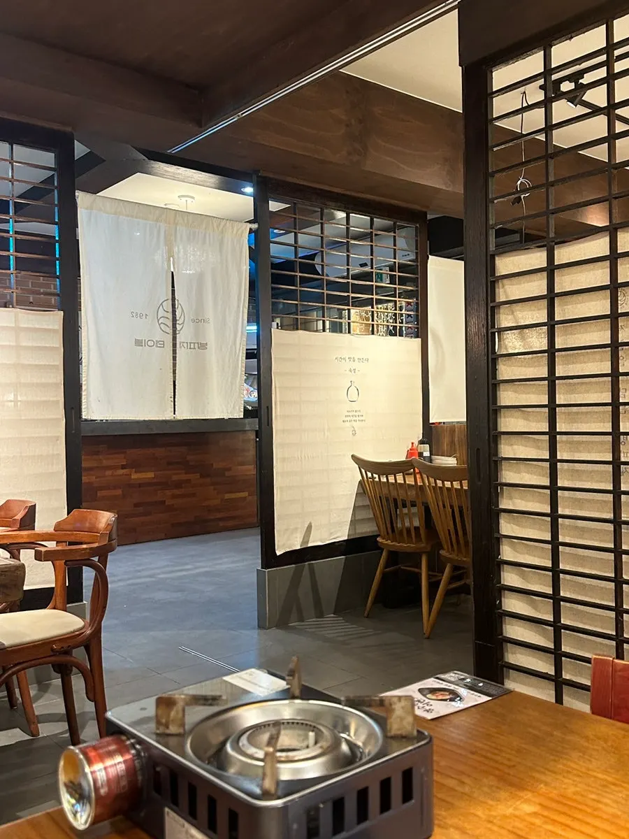 Dining banquet hall space at The Bangpaje