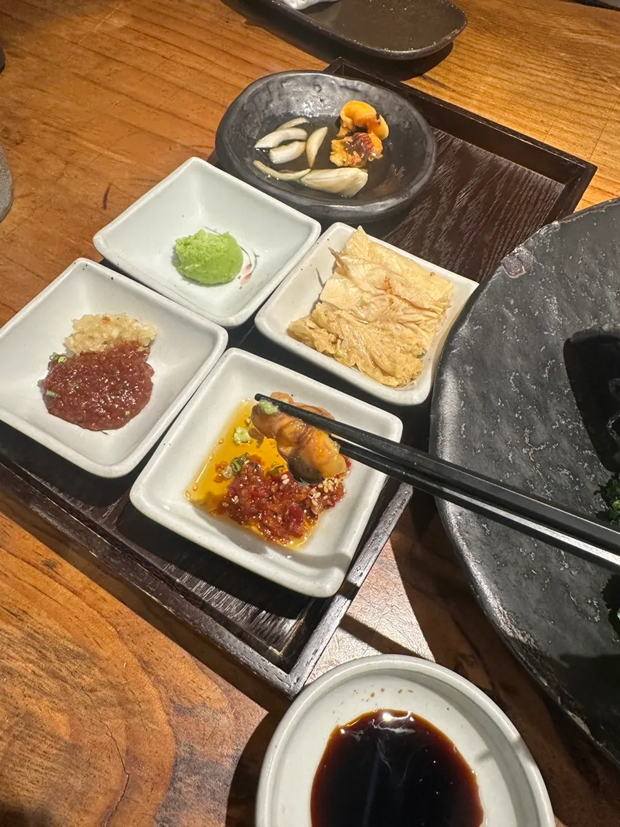 Sashimi spread with careful plating