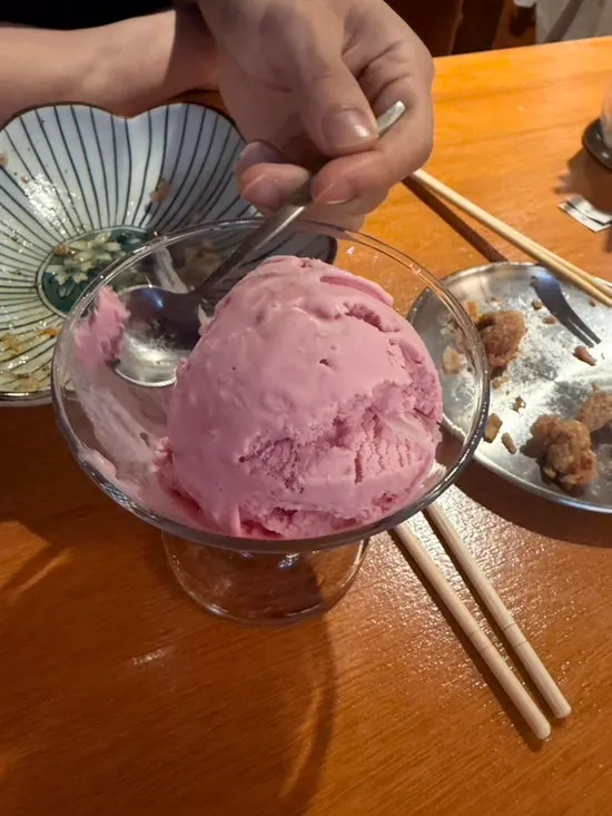 Free side dish of ikasomen