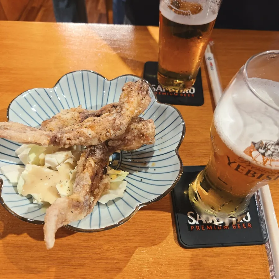 에비스·삿포로 생맥주와 테바사키 상차림