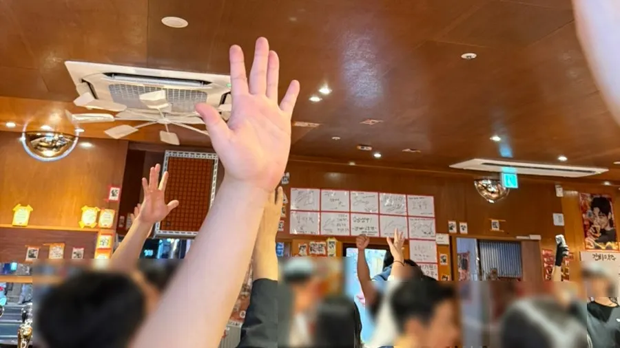 간빠맥주 광안2호점 스탠딩 바 분위기
