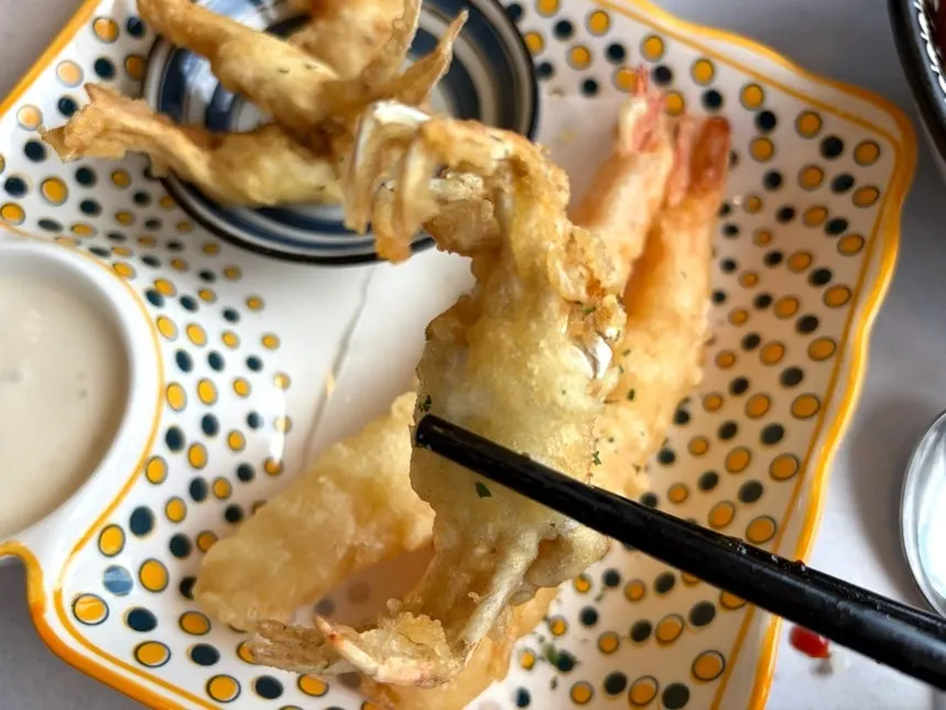 Freshly fried shrimp and crab