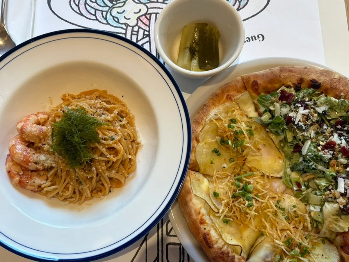 Main image of Extra Mile, a Western restaurant in Gwangalli