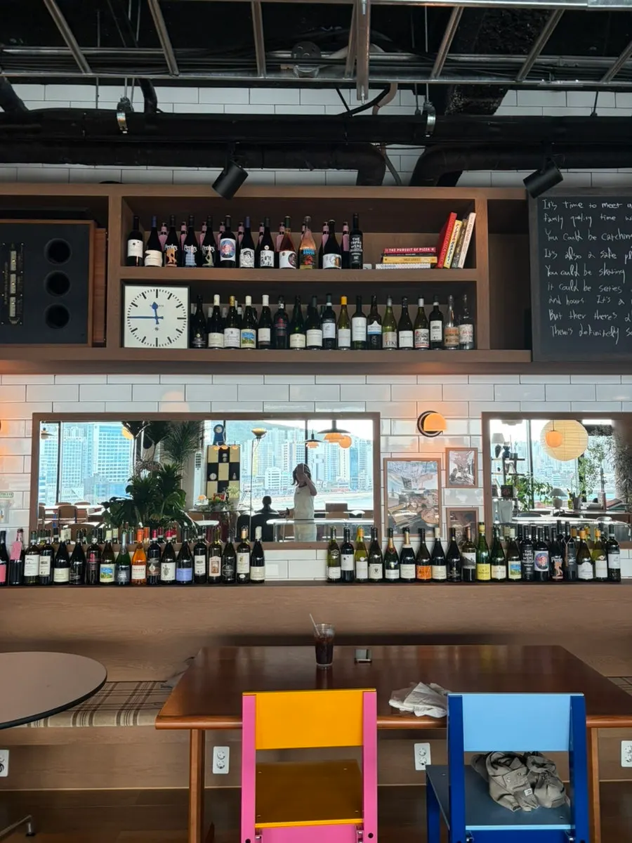 Entrance interior with Australian café vibe