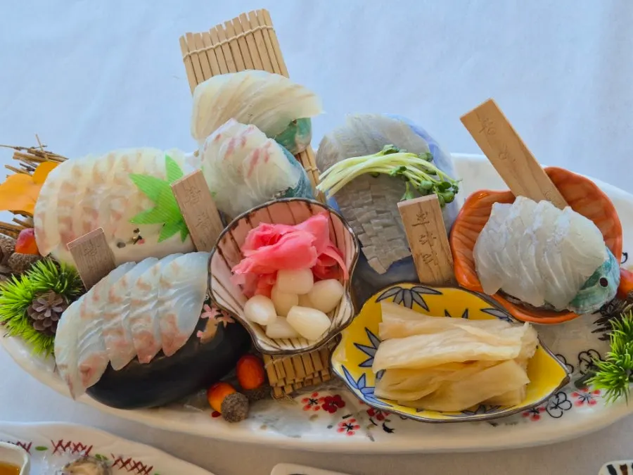Assorted sashimi with flounder and red seabream