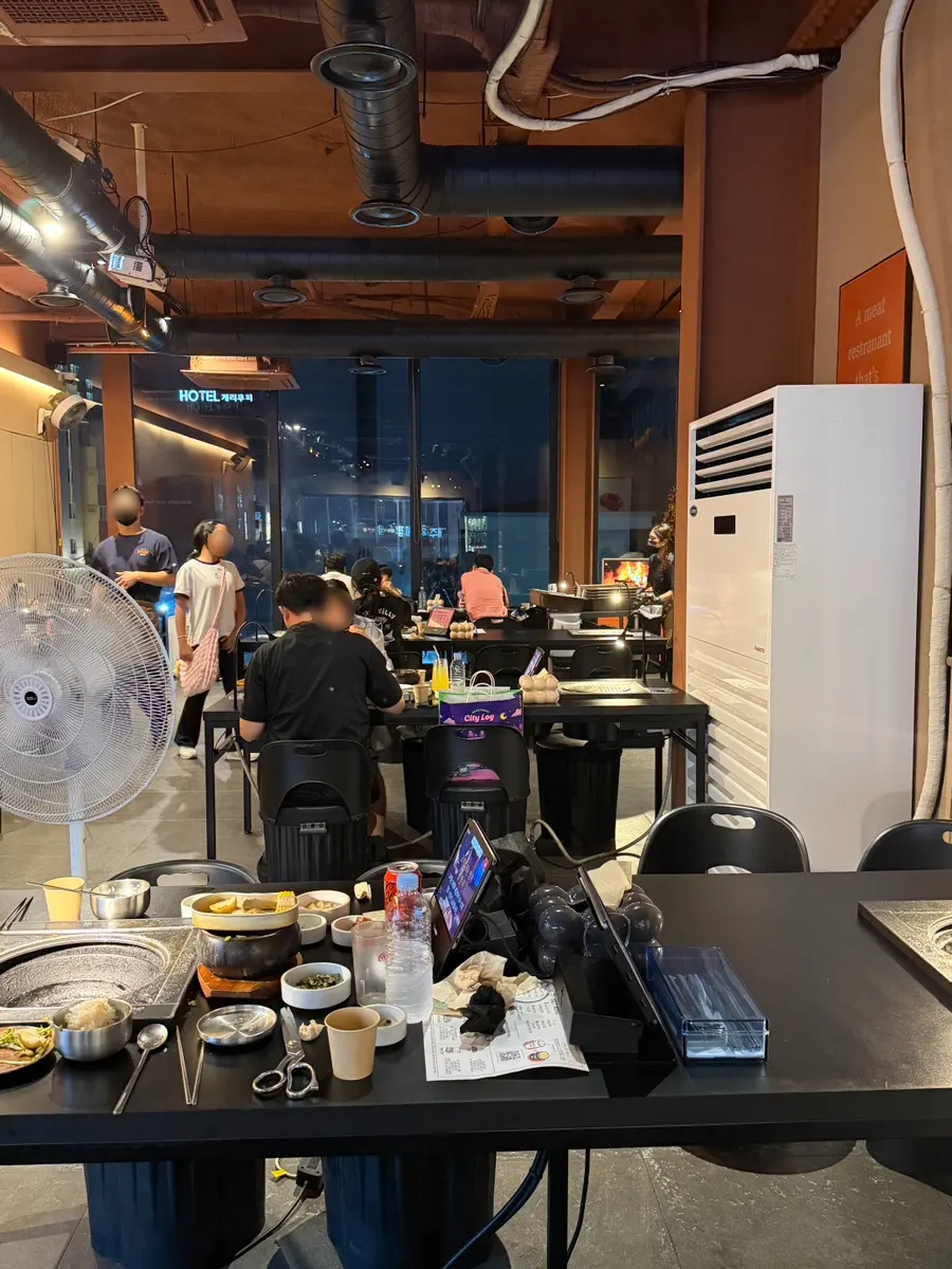 광안목 해운대점 매장 내부