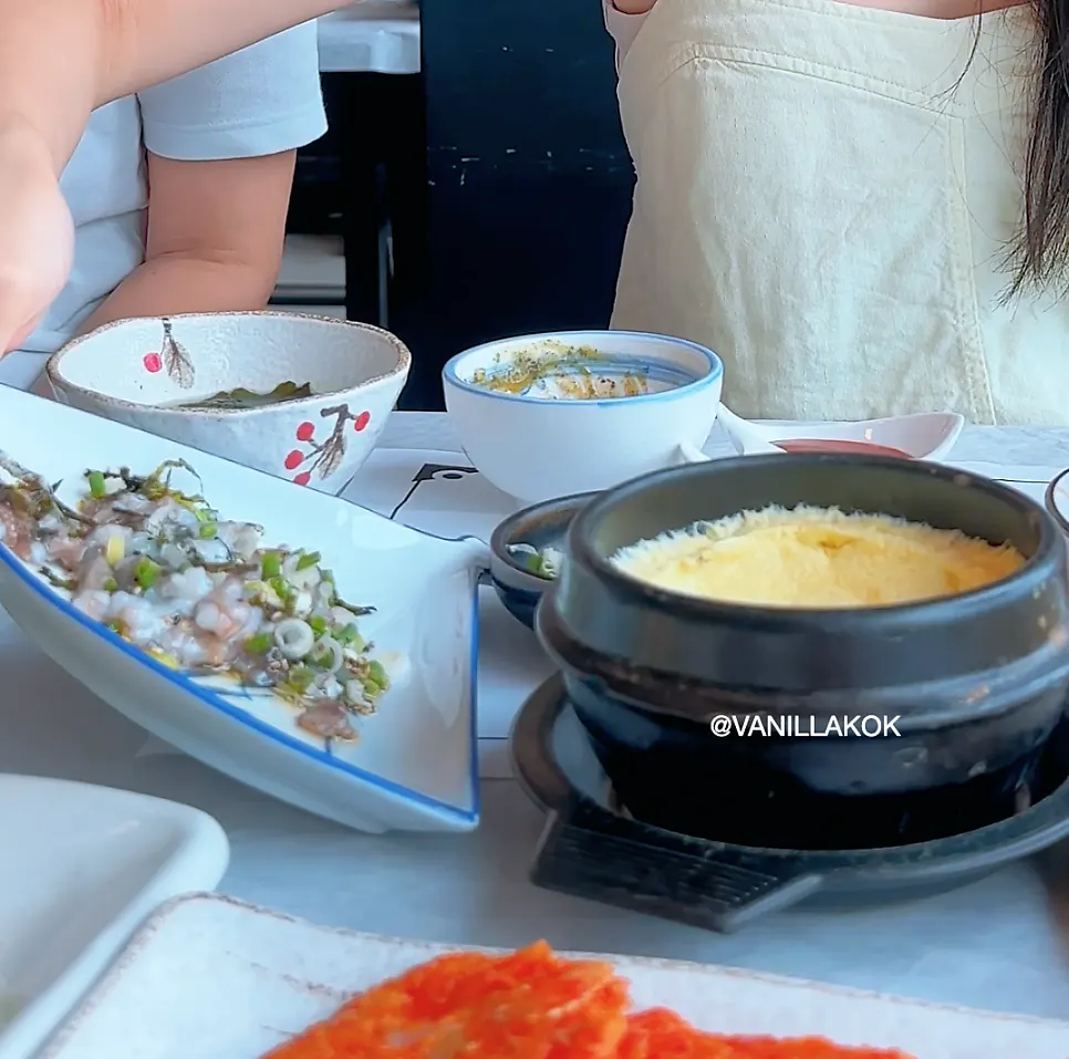 Finely chopped live octopus dish