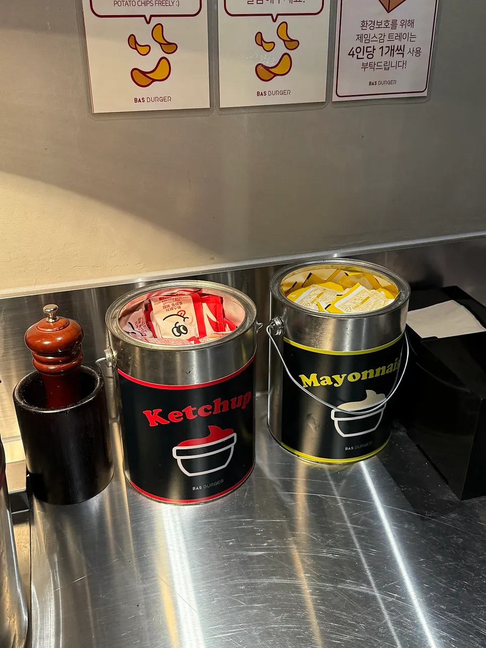 Self-serve ketchup and mayonnaise