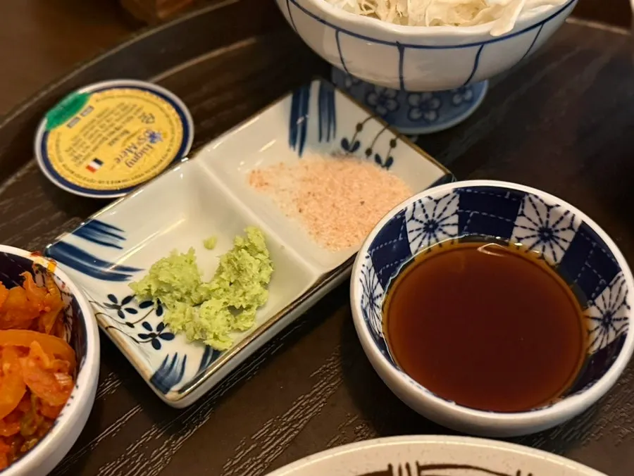 Salt, wasabi, and special sauce accompaniments