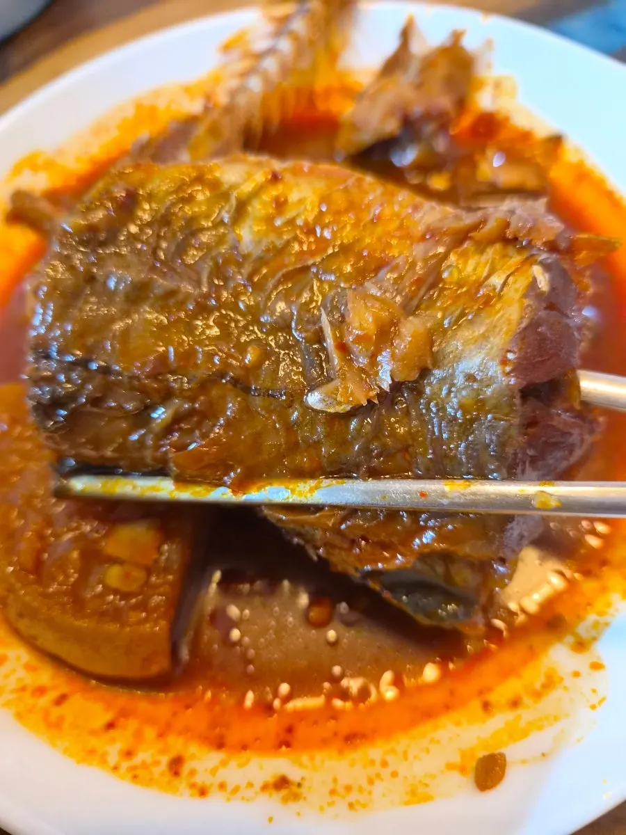Kodari flesh soaked in sweet-savory sauce